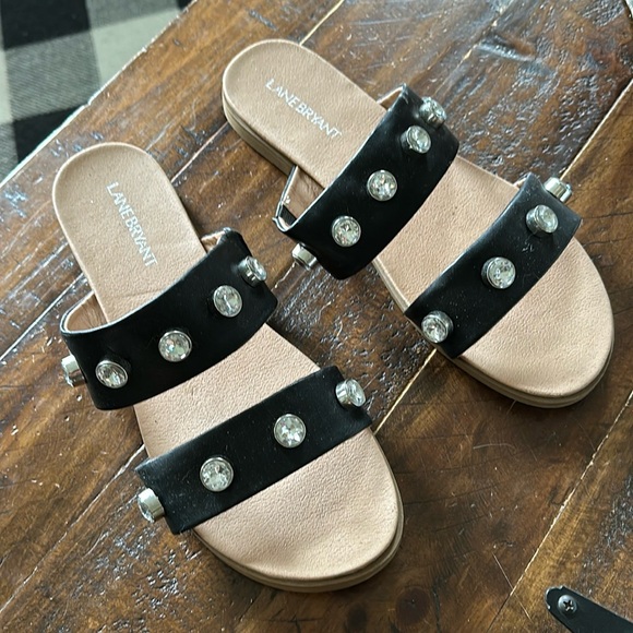 Woman’s sandals - Picture 1 of 4